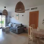 Apartamento Con Jardin Y Piscina