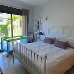 Apartamento Con Jardin Y Piscina